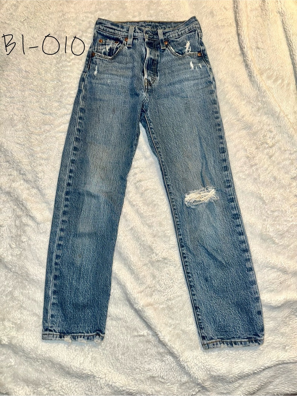 Worn Blue 501 Levi’s Size 23Wx28L